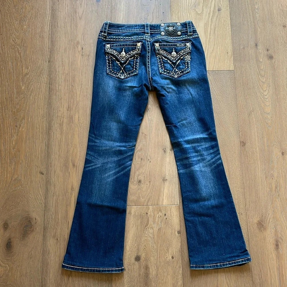 Miss Me Boot Cut Jeans Size 27 - Picture 1 of 7